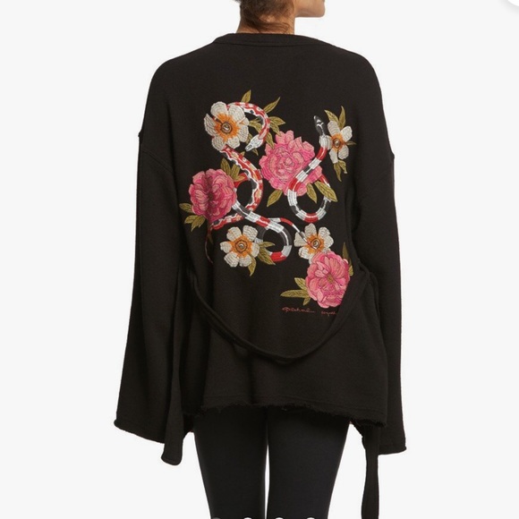 SPIRITUAL GANGSTER FLORAL EMBROIDERED WRAP KIMONO - Picture 4 of 16